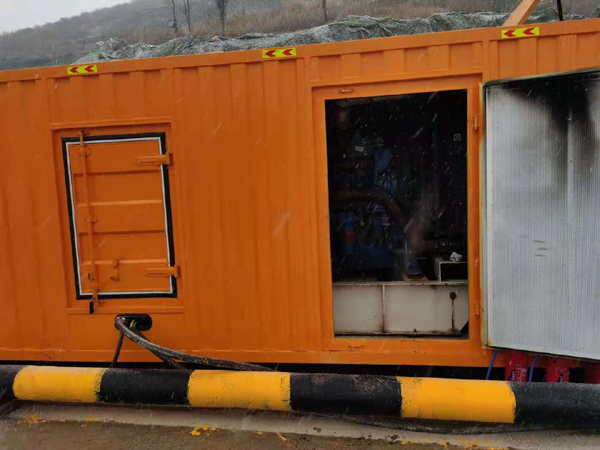 府谷发电机出租 柴油发电机组电压低报警怎么办？