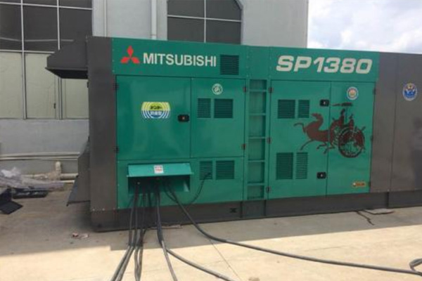 府谷为什么有些柴油发电机组的输出电压可以调节？